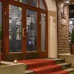 Hotel Bryggen 4*