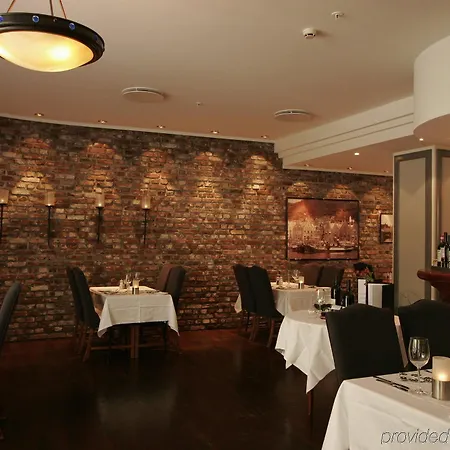Hotel Clarion 4*
