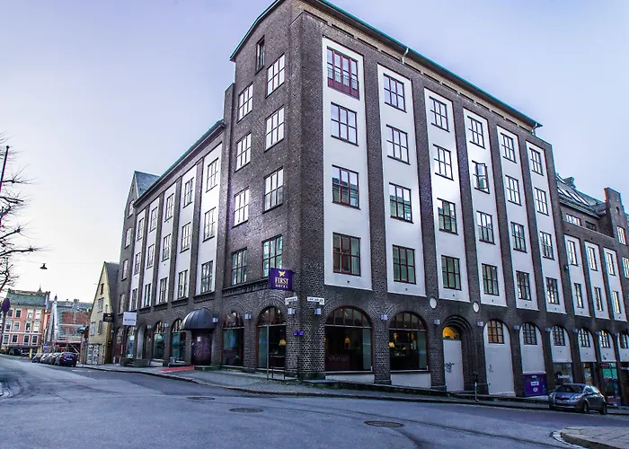 Bryggen Otel 4*